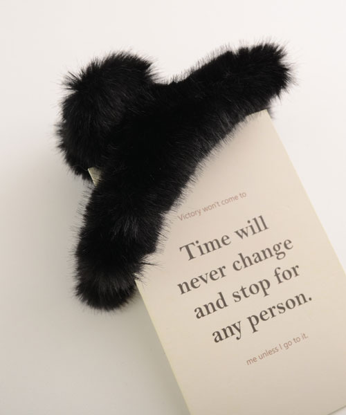 float】もこもこ フェイクファー ねじりデザイン バンスクリップ【7色