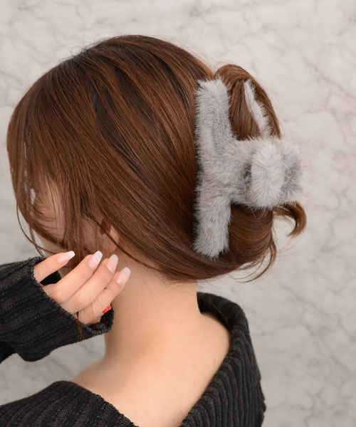 float】もこもこ フェイクファー ねじりデザイン バンスクリップ【7色