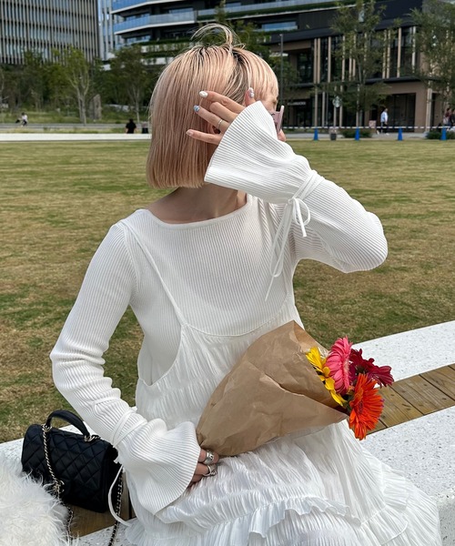 Alley Tokyo（アリートーキョー）の「リブ袖リボンぐるぐる巻きTOPS（ニット/セーター・レディース・サックスブルー/オフホワイト/グレー/ピンク/レッド・FREE）」の12枚目の写真
