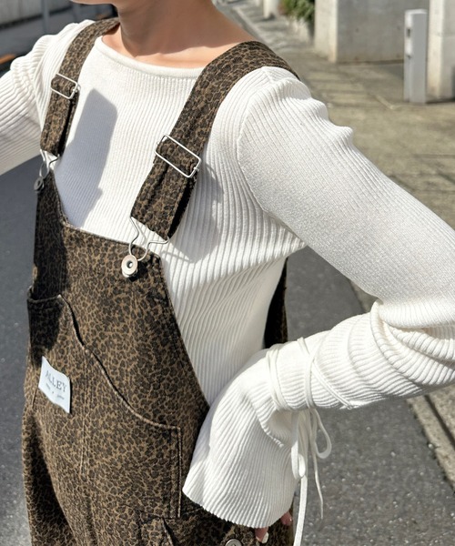 Alley Tokyo（アリートーキョー）の「リブ袖リボンぐるぐる巻きTOPS（ニット/セーター・レディース・サックスブルー/オフホワイト/グレー/ピンク/レッド・FREE）」の14枚目の写真