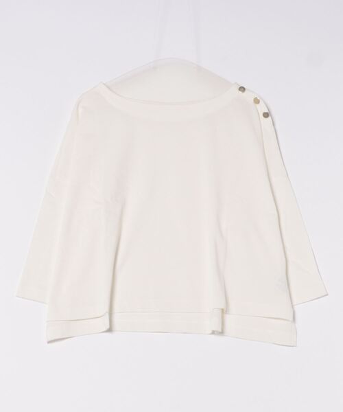 aunt lily(アントリリー)の「ボタンアクセント天竺ボートネックプルオーバー(Tシャツ/カットソー・レディース・オフホワイト/ネイビー/レッド・L/S)」の4枚目の写真