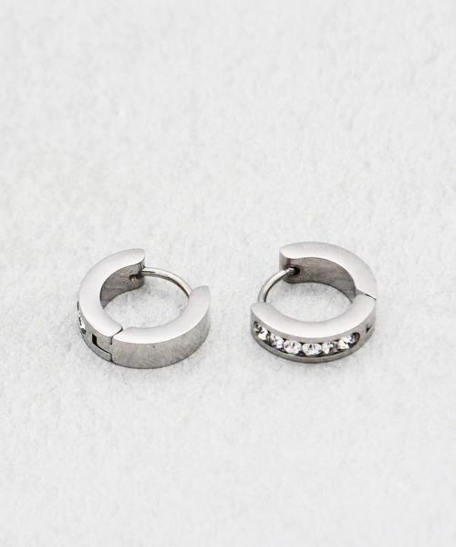Diliraba(ディリラバ)の「【Diliraba】ステンレス ワンタッチビジューフープ ピアスセット B(ピアス(両耳用)・レディース・ゴールド/シルバー・FREE)」の6枚目の写真