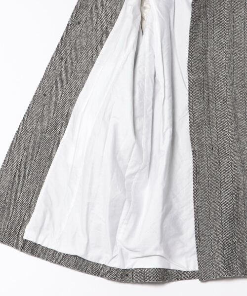 OVERCOAT(オーバーコート)の「OVERCOAT/オーバーコート RAGLAN SLEEVE OVERCOAT WITH SOUTIEN COLLAR IN HERRINGBONE / F23C08ST-DWTW(ステンカラーコート・メンズ・ブラック・SMALL/MEDIUM)」の3枚目の写真