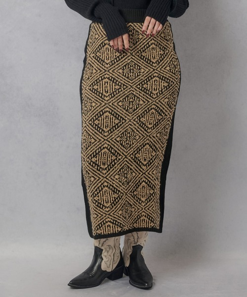 Lull（ルル）の「【Lull / ルル】セットアップ対応 / ジオメトリックニットタイトスカート（スカート・レディース・グレー/ベージュ・ONESIZE）」の6枚目の写真