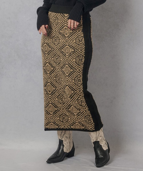 Lull（ルル）の「【Lull / ルル】セットアップ対応 / ジオメトリックニットタイトスカート（スカート・レディース・グレー/ベージュ・ONESIZE）」の7枚目の写真