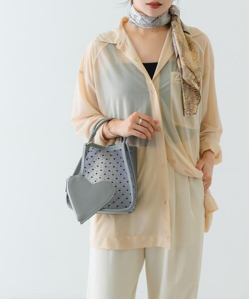 RODE SKO（ロデスコ）の「ハートシアーハンドバッグ（ハンドバッグ・レディース・ブラック/ベージュ/グレー・ONE）」の4枚目の写真