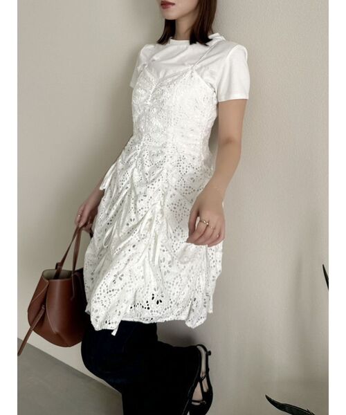 dazzlin(ダズリン)の「レースキャミレイヤードTシャツ(Tシャツ/カットソー・レディース・ブルー/オフホワイト/オレンジ/パープル/イエロー・FREE)」の9枚目の写真