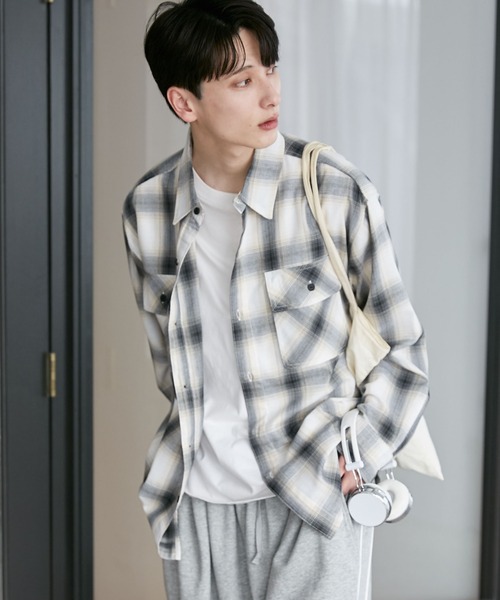 WEGO(ウィゴー)の「WEGO/オンブレチェックシャツ(シャツ/ブラウス・メンズ・その他6/その他1/その他2/その他3/その他5/その他4/その他7/その他8/その他9/その他10・SMALL/MEDIUM/LARGE)」の3枚目の写真