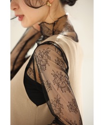 cawaii | 線画の花咲くレースインナー(Tシャツ/カットソー)