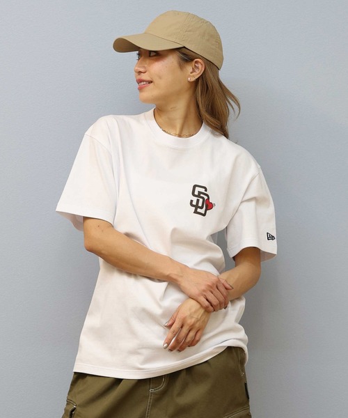 NEW ERA(ニューエラ)の「【ユニセックス】NEW ERA/ニューエラ MLB オーバーサイズ/バックプリントTシャツ 14670935/14670936/14670937/14670938/14670933/14670934(Tシャツ/カットソー・レディース・ホワイト系その他3/ホワイト系その他/ホワイト系その他2/ブラック系その他/ブラック系その他2/ブラック系その他3・S/L/M)」の17枚目の写真