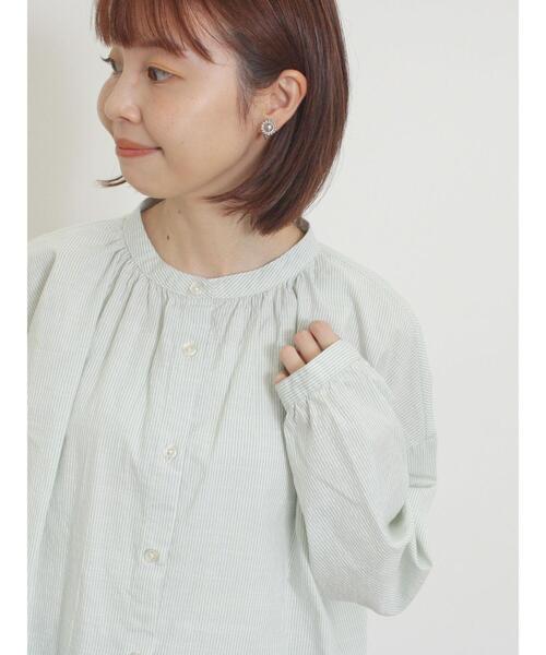 Samansa Mos2（サマンサ モスモス）の「柄アソートロングシャツ（シャツ/ブラウス・レディース・グリーン/ベージュ/サックスブルー/オフホワイト・F）」の17枚目の写真