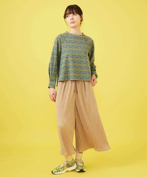 Jocomomola(ホコモモラ)の「Ondas プリーツワイドイージーパンツ(その他パンツ・レディース・ベージュ/ブラック・40)」の10枚目の写真