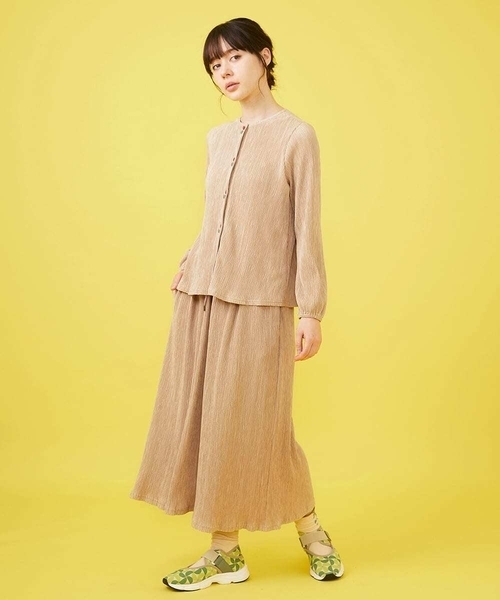 Jocomomola(ホコモモラ)の「Ondas プリーツワイドイージーパンツ(その他パンツ・レディース・ベージュ/ブラック・40)」の11枚目の写真