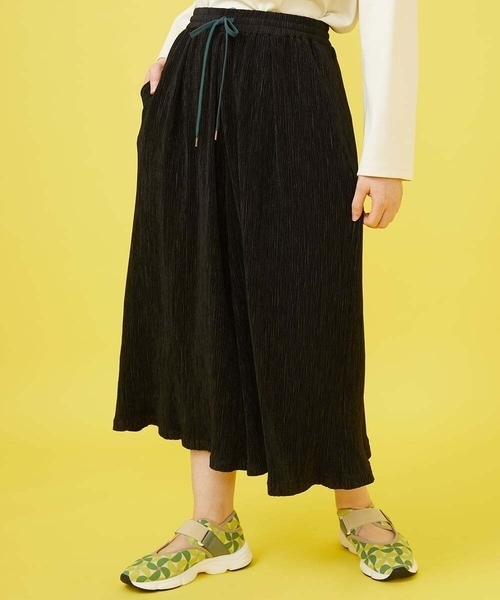 Jocomomola(ホコモモラ)の「Ondas プリーツワイドイージーパンツ(その他パンツ・レディース・ベージュ/ブラック・40)」の13枚目の写真