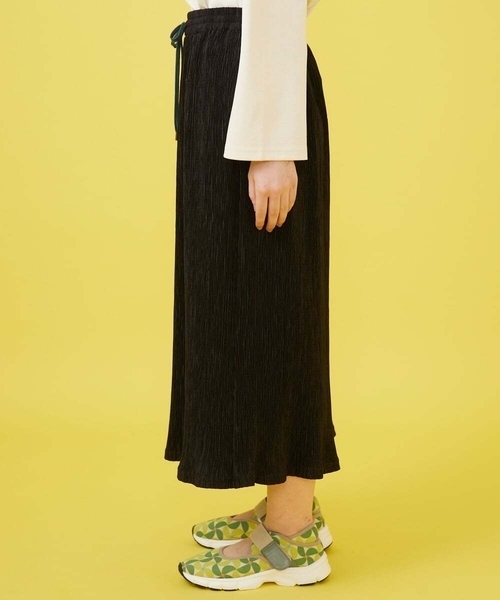 Jocomomola(ホコモモラ)の「Ondas プリーツワイドイージーパンツ(その他パンツ・レディース・ベージュ/ブラック・40)」の14枚目の写真