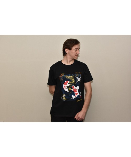 JIN plus(ジンプラス)の「鯉の滝登り JIN+ ブラック半袖Tシャツ(Tシャツ/カットソー・メンズ・ブラック系その他2/ブラック系その他5/ホワイト系その他/ホワイト系その他3/ブラック系その他4・MEDIUM/XX-LARGE/SMALL/LARGE/X-LARGE)」の8枚目の写真