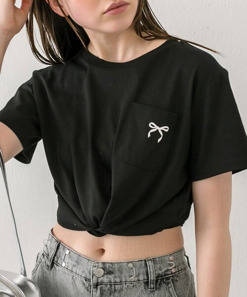 OLIVE des OLIVE(オリーブデオリーブ)の「リボン刺繍Tシャツ(Tシャツ/カットソー・レディース・オフホワイト/ピンク/サックスブルー/イエロー/ブラック・FREE)」の18枚目の写真