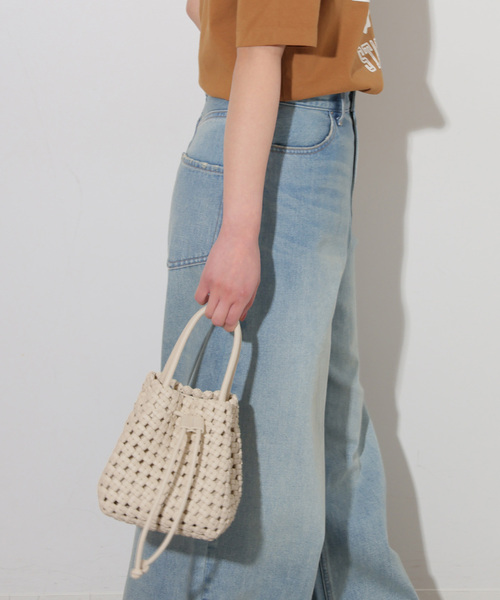 JOURNAL STANDARD relume（ジャーナルスタンダード　レリューム）の「【REMI/REID/レミアンドリード】 BUCKET MINI WOVEN:バッグ（ハンドバッグ・レディース・ホワイト系その他/ベージュ・FREE）」の4枚目の写真