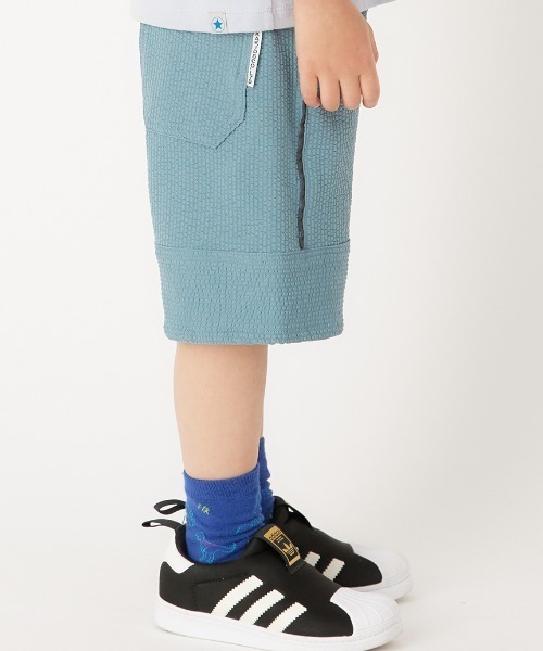HAKKA KIDS(ハッカキッズ)の「サッカー地ワイドストレートハーフパンツ(その他パンツ・キッズ・カーキ/チャコール・100cm/120cm/130cm/110cm)」の12枚目の写真