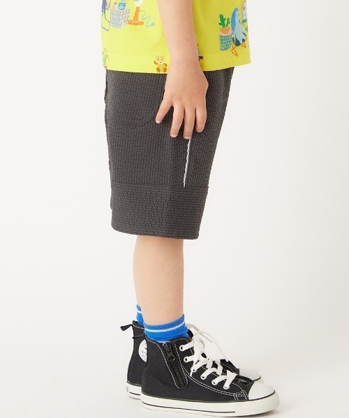HAKKA KIDS(ハッカキッズ)の「サッカー地ワイドストレートハーフパンツ(その他パンツ・キッズ・カーキ/チャコール・100cm/120cm/130cm/110cm)」の8枚目の写真