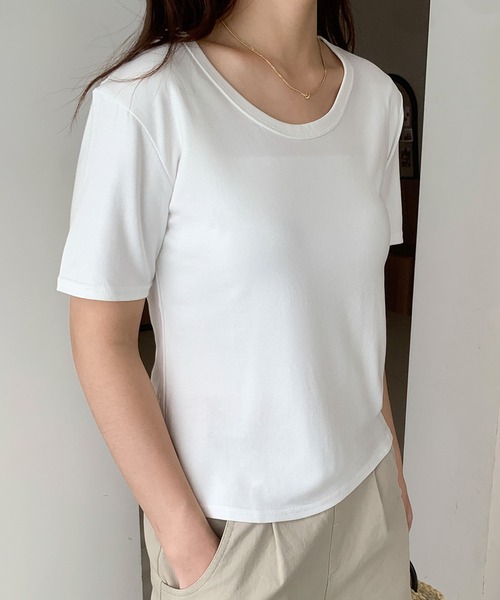 LOWO(ロワ)の「シンプルUネックTシャツ カットソー(Tシャツ/カットソー・レディース・ホワイト/ピンク/ブラック/カーキ/モカ/マスタード/ブラウン/レッド/ブルー・FREE)」の14枚目の写真