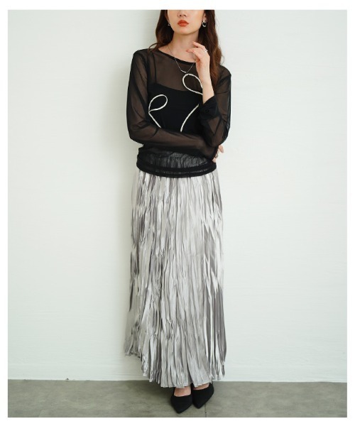 Sawa a la mode(サワアラモード)の「リボンコード刺繍シアートップス(Tシャツ/カットソー・レディース・チャコールグレー/ブラック・FREE)」の4枚目の写真