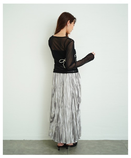 Sawa a la mode(サワアラモード)の「リボンコード刺繍シアートップス(Tシャツ/カットソー・レディース・チャコールグレー/ブラック・FREE)」の7枚目の写真