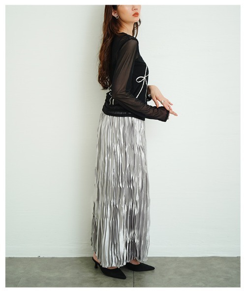 Sawa a la mode(サワアラモード)の「リボンコード刺繍シアートップス(Tシャツ/カットソー・レディース・チャコールグレー/ブラック・FREE)」の11枚目の写真