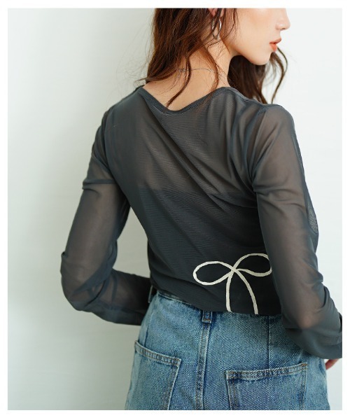 Sawa a la mode(サワアラモード)の「リボンコード刺繍シアートップス(Tシャツ/カットソー・レディース・チャコールグレー/ブラック・FREE)」の19枚目の写真
