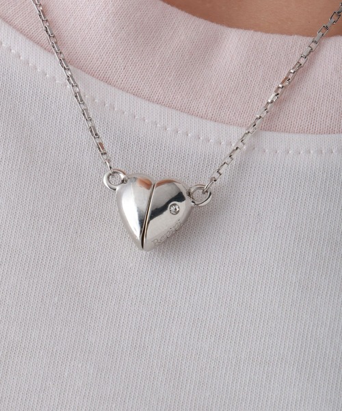 repipi armario（レピピ アルマリオ）の「プックリハートマグネックレス（ネックレス・キッズ・シルバー・FREE）」の5枚目の写真