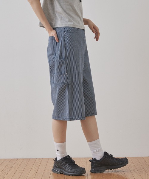 Unblend(アンブレンド)の「【Unblend】ヒッコリー ストライプ ペインター ハーフパンツ(デニムパンツ・レディース・ブルー系/ブラック系・S/M)」の15枚目の写真