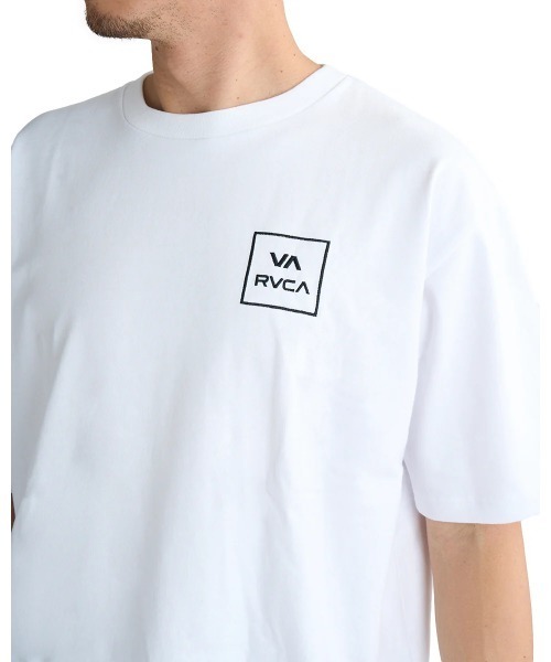 RVCA（ルーカ）の「RVCA メンズ VA ALL THE WAY ST Tシャツ 【2025年春夏モデル】/オンライン限定ルーカバックプリント半袖ロゴTシャツ（Tシャツ/カットソー・メンズ・ピンク/ホワイト×グリーン/ホワイト×ブラック/ホワイト×イエロー/ホワイト×ピンク・SMALL/MEDIUM/LARGE/X-LARGE）」の11枚目の写真