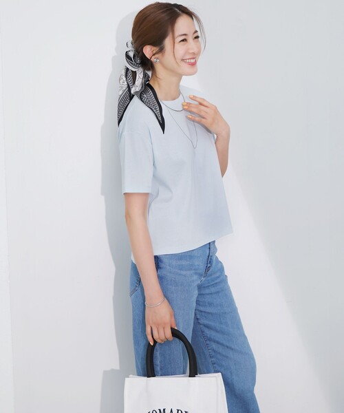 23区(ニジュウサンク)の「【速乾性/汗じみ防止】半袖 クロップド IT Tシャツ(Tシャツ/カットソー・レディース・ベージュ系/スカイブルー系/ダークブラウン系/ホワイト系/ライトオレンジ系・38)」の18枚目の写真