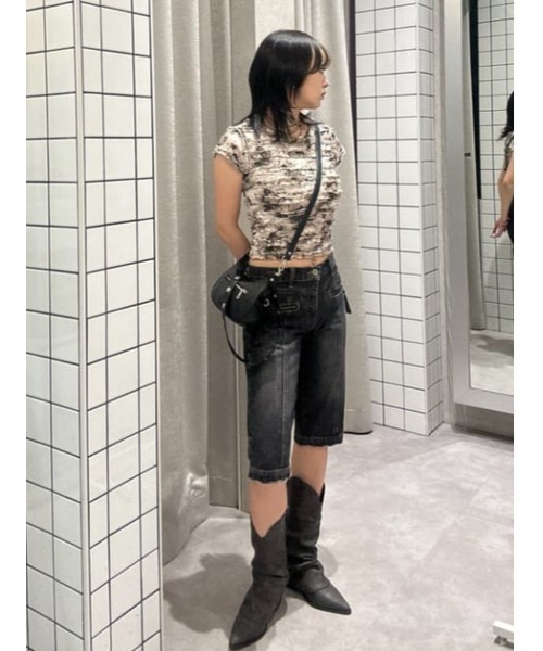 LAGUA GEM(ラグアジェム)の「ZIP POINT CROPPED デニム(デニムパンツ・レディース・ブルー/ブラック・X-SMALL/SMALL/MEDIUM)」の16枚目の写真