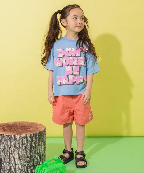 BREEZE（ブリーズ）の「【吸水速乾】EASYドライ バリエーション半袖Tシャツ（Tシャツ/カットソー・キッズ・グレー/オフホワイト/サックスブルー/グリーン/ピンク/レインボー/ベージュ/チャコール/オレンジ/イエロー・80/90/100/110/120/130/140）」の14枚目の写真