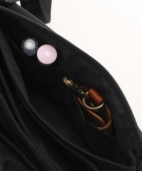 anello GRANDE(アネログランデ)の「anello GRANDE アネログランデ 撥水ツイルポリTP ショルダーバッグ GT-H2851(ショルダーバッグ・レディース・マスタード/ネイビー/ブラック/ライトベージュ/オリーブ・FREE)」の10枚目の写真