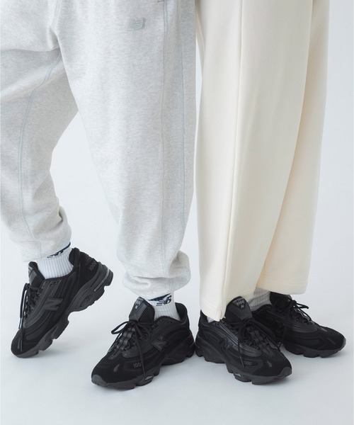 NEW BALANCE(ニューバランス)の「1000(スニーカー・メンズ・ホワイト/ブラック・24.0cm/25.5cm/24.5cm/27.0cm/29.0cm/27.5cm/22.5cm/28.0cm/28.5cm/30.0cm/23.5cm/26.5cm/23.0cm/25.0cm/26.0cm/22.0cm)」の18枚目の写真