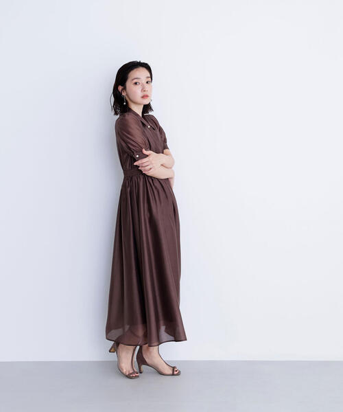 NATURAL BEAUTY BASIC（ナチュラルビューティーベーシック）の「◇シアーシャツワンピース（シャツワンピース・レディース・ダークブラウン/ブルー・SMALL/MEDIUM）」の21枚目の写真