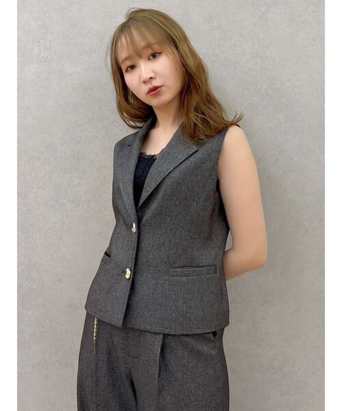 dazzlin（ダズリン）の「ショートジレ（ベスト・レディース・キャメル/チャコールグレー・FREE）」の13枚目の写真