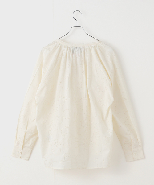 mii(ミー)の「【Mii / ミイ】BRODERIE ANGLAISE TUNIC(シャツ/ブラウス・レディース・アイボリー・LARGE)」の2枚目の写真
