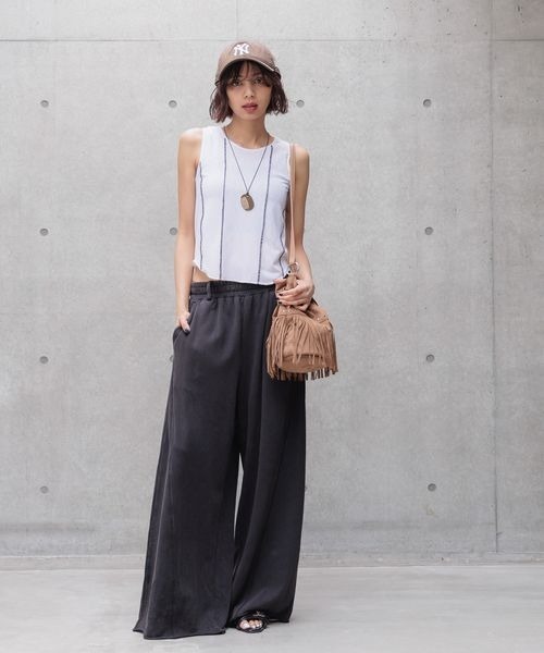 PAGEBOY(ページボーイ)の「ハイショクパイピングノースリーブ(タンクトップ・レディース・ブラック/オフホワイト/グリーン系その他4・FREE)」の13枚目の写真