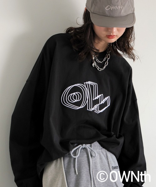 antiqua（アンティカ）の「ふくれデザインロゴロンT（Tシャツ/カットソー・レディース・ブラック/ホワイト・P/R）」の2枚目の写真