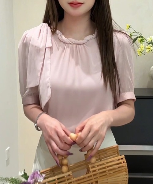 Lace Ladies(レースレディース)の「肩リボン クルーネック パール付き パフスリーブ ブラウス(シャツ/ブラウス・レディース・ピンク/アイボリー・M)」の4枚目の写真