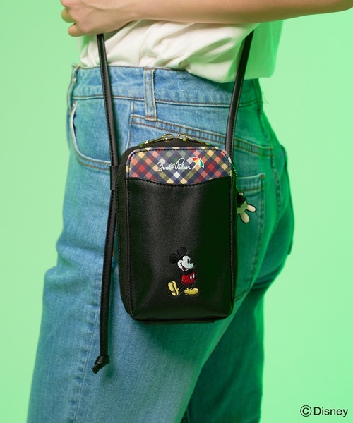 Disney(ディズニー)の「Mickey/Arnold Palmer/シェアスマホショルダーバッグ(ショルダーバッグ・レディース・ブラック/ベージュ・F)」の15枚目の写真
