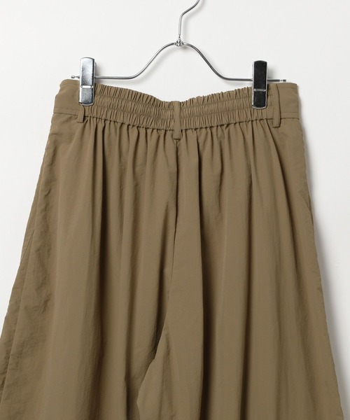 BAYFLOW（ベイフロー）の「【EF(エフ)】タックボリュームパンツ（WOMEN）（その他パンツ・レディース・イエロー/カーキ・FREE）」の12枚目の写真