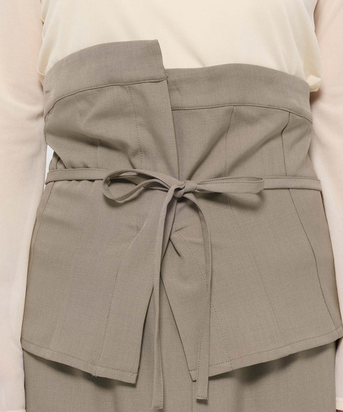 mysty woman(ミスティウーマン)の「コルセットSET2Pスカート 582382(スカート・レディース・チャコールグレー/ダークベージュ・FREE)」の19枚目の写真