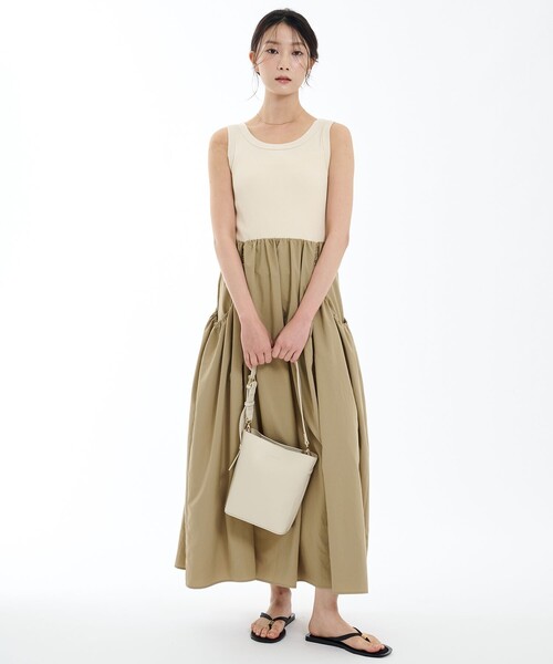 PUBLIC TOKYO（パブリックトウキョウ）の「ドッキングフレアワンピ（ワンピース・レディース・ワイン/ブラック/ホワイト・1/2）」の7枚目の写真