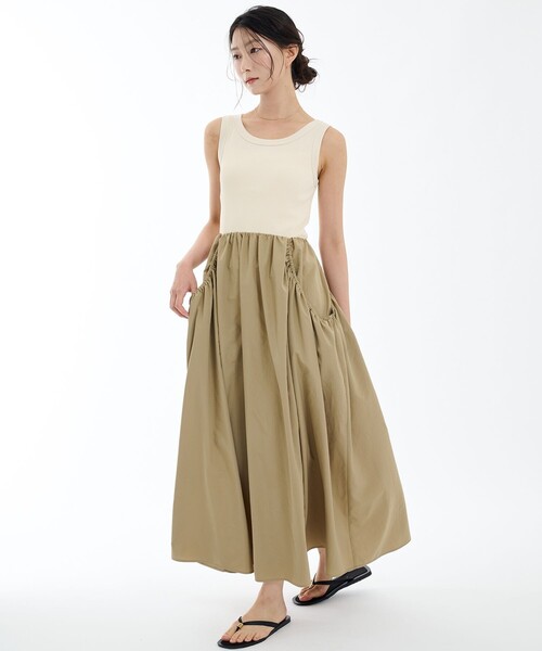 PUBLIC TOKYO（パブリックトウキョウ）の「ドッキングフレアワンピ（ワンピース・レディース・ワイン/ブラック/ホワイト・1/2）」の9枚目の写真