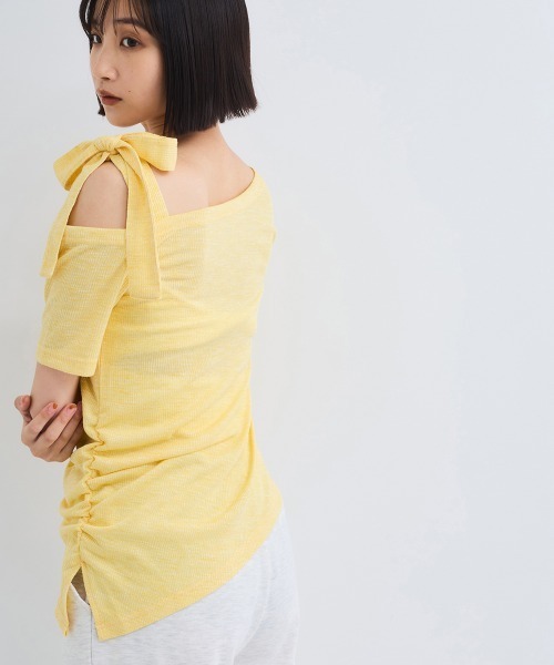 VICKY(ビッキー)の「ワンショルリボンカットトップス≪手洗い可能≫(Tシャツ/カットソー・レディース・オフホワイト/イエロー/ブラック・M)」の7枚目の写真