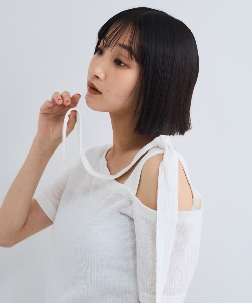 VICKY(ビッキー)の「ワンショルリボンカットトップス≪手洗い可能≫(Tシャツ/カットソー・レディース・オフホワイト/イエロー/ブラック・M)」の14枚目の写真